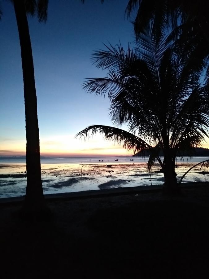 Beach House Taling Ngam  Exterior photo